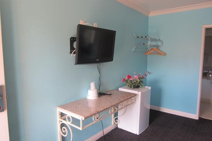 Room 2 of 26