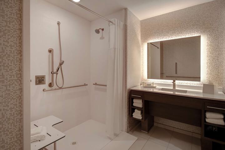 Bathroom shower