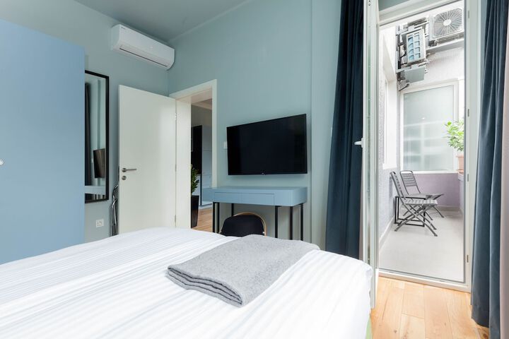 Room 10 of 55