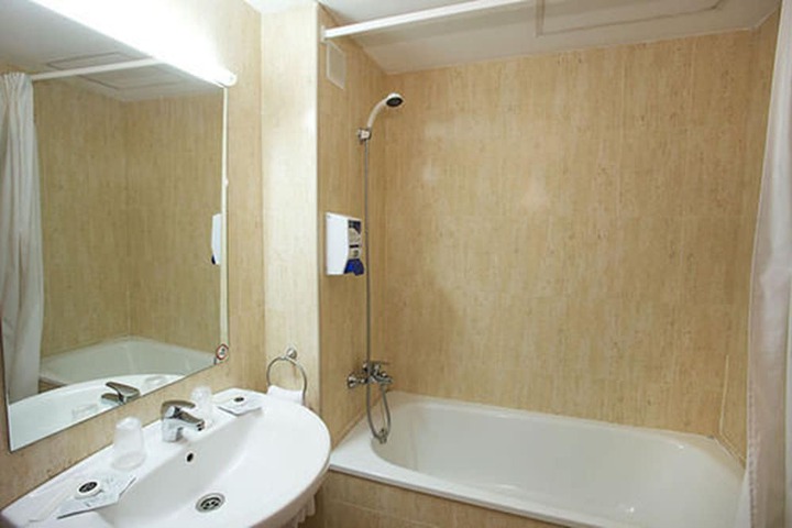 Clean Restrooms