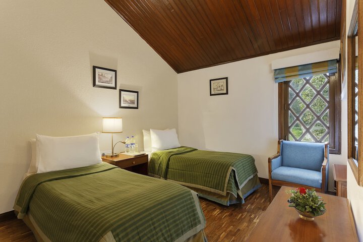 Room 8 of 36