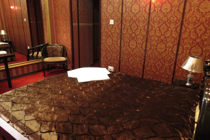 Room 7 of 41