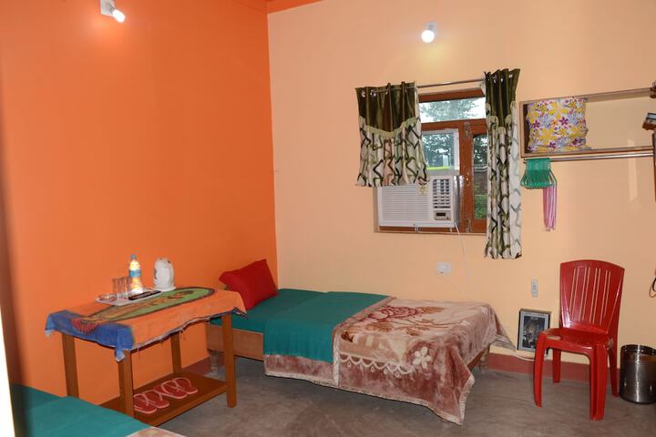 Room 20 of 32