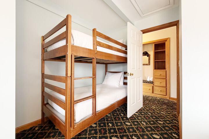 Room 116 of 331