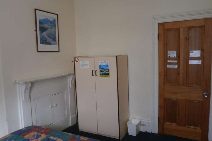 Room 32 of 55