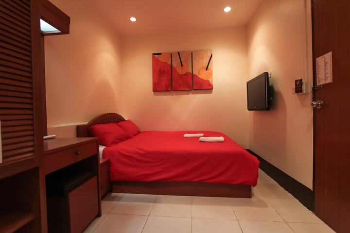 Room 7 of 31