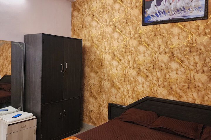 Room 14 of 54