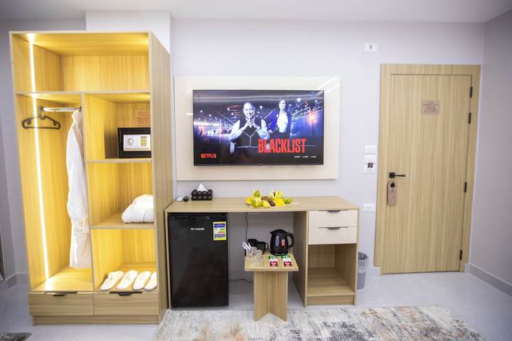 Room 15 of 75