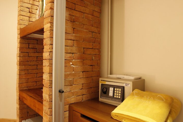 Room 20 of 55