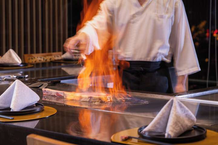 Dining 80 of 133