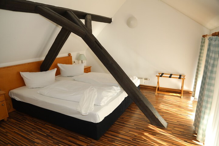 Room 20 of 60