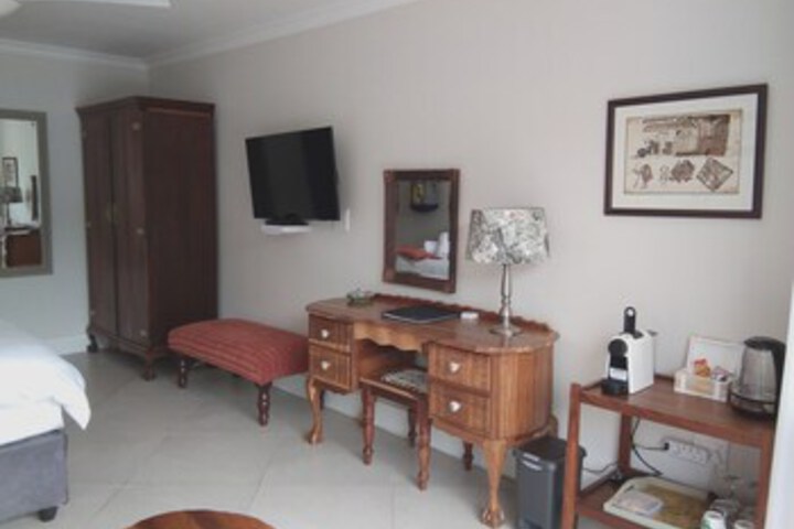 Room 77 of 98