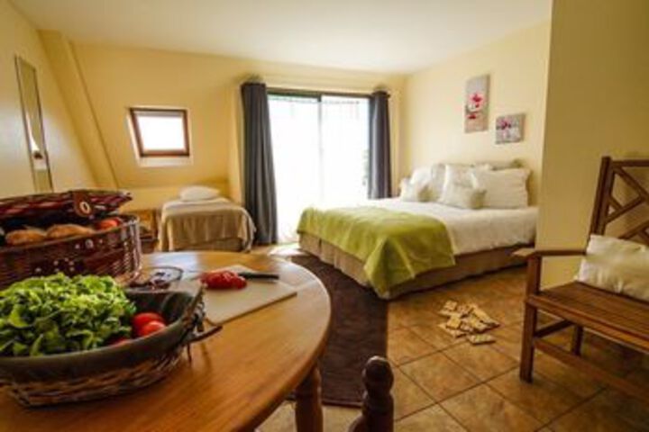 Room 12 of 33