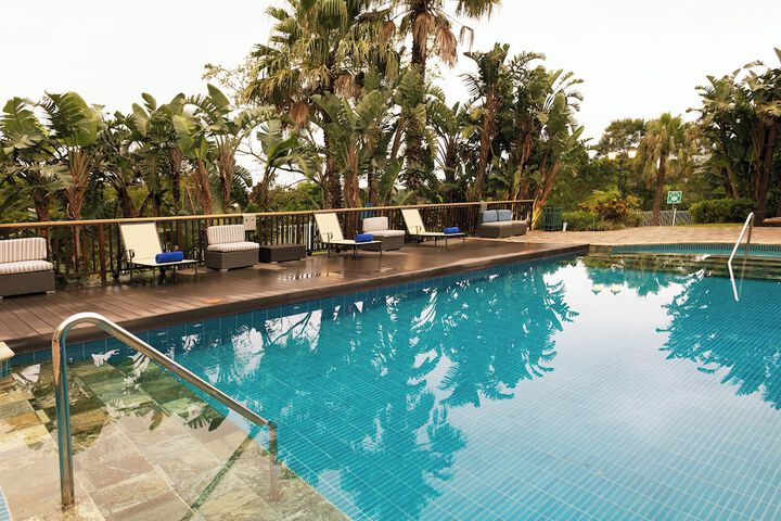 Pool 25 of 42