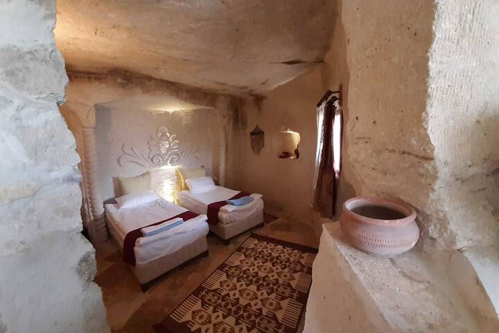 Room 4 of 59