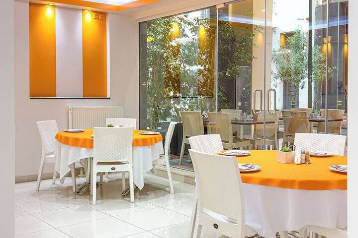 Dining 50 of 75
