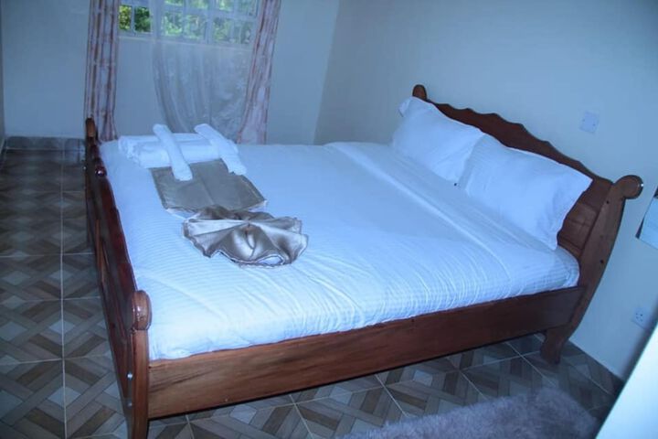 Room 5 of 5
