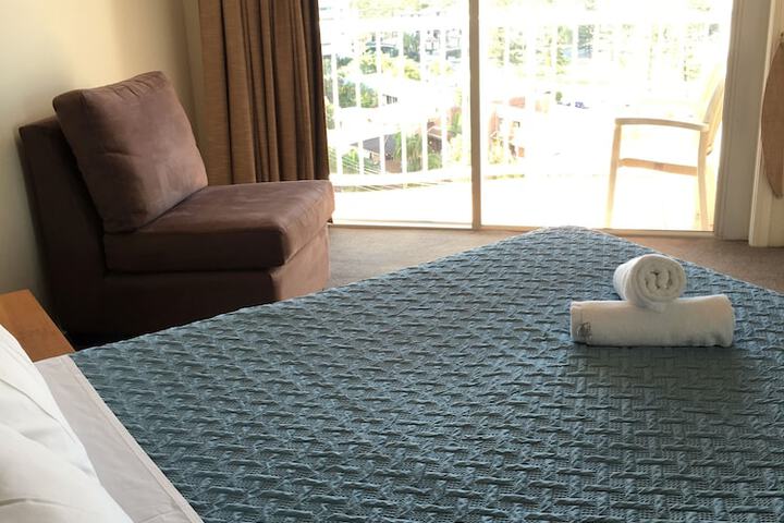 Room 7 of 29