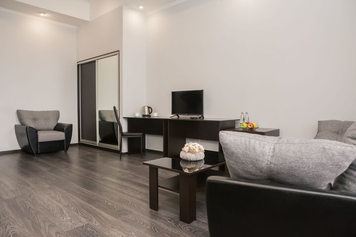 Room 14 of 34