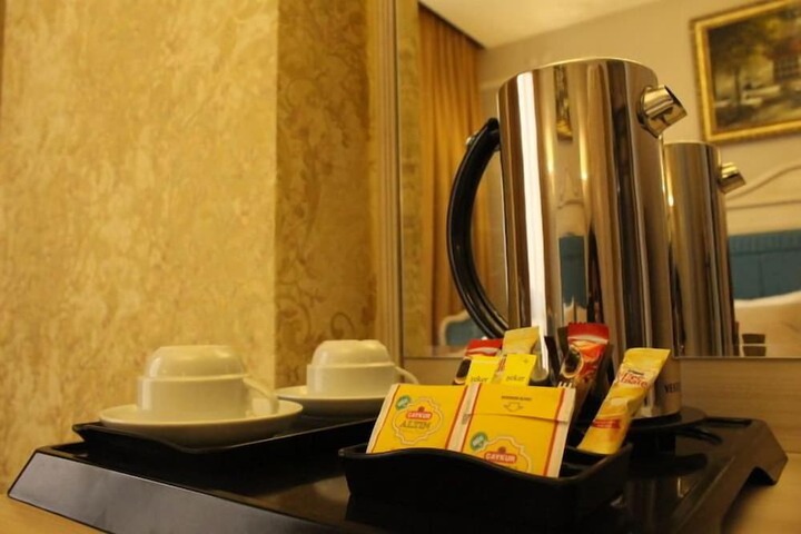 Breakfast/Coffee Service 27 of 45