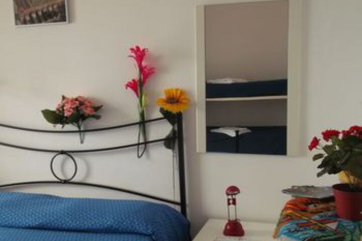 Room 99 of 170