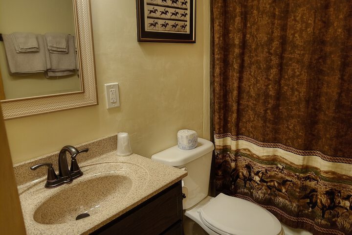 Room 28 of 40