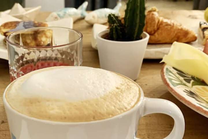 Breakfast/Coffee Service 104 of 118