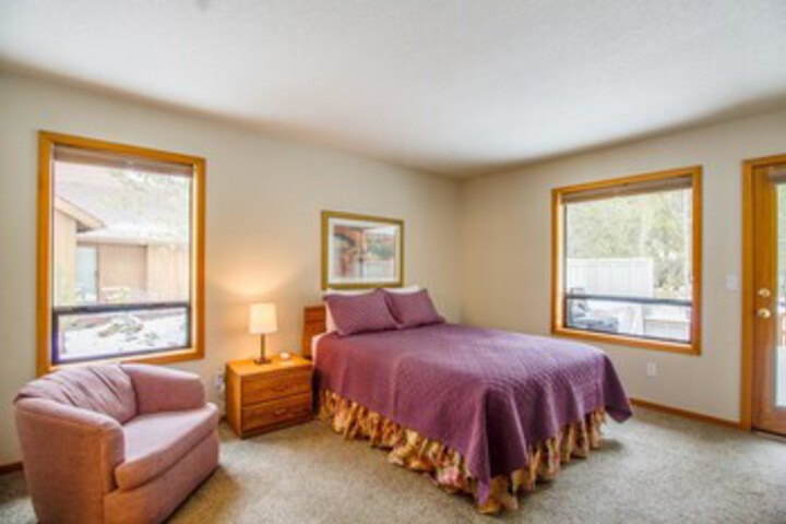 Room 42 of 46
