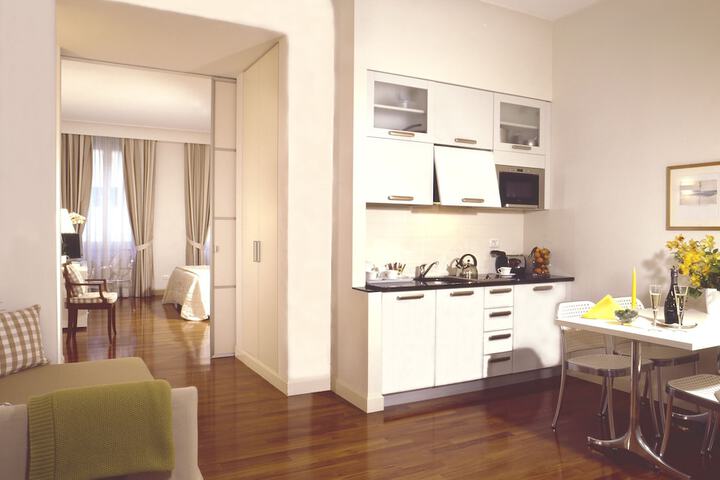 Room 28 of 60