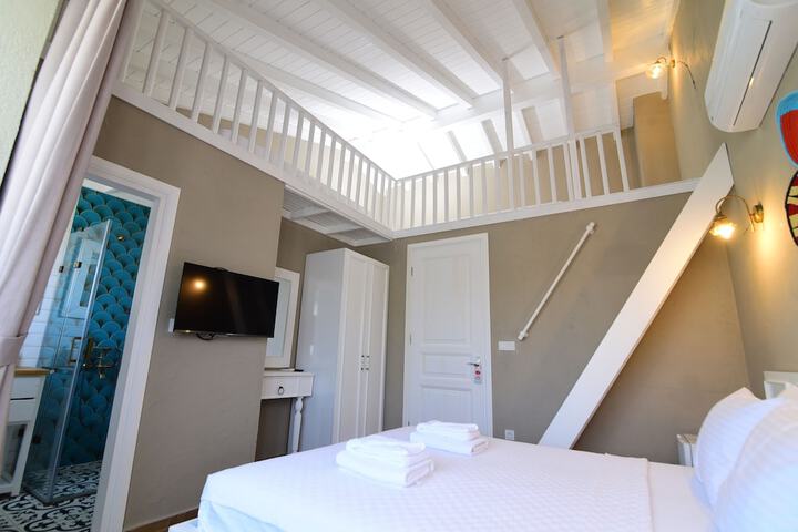 Room 13 of 57