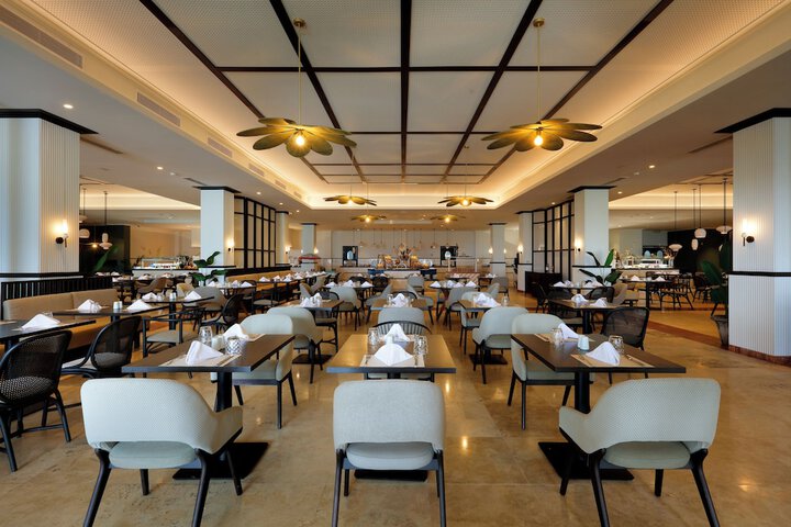 Dining 81 of 152