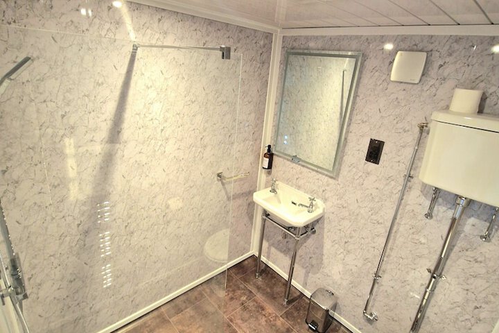Room 89 of 133