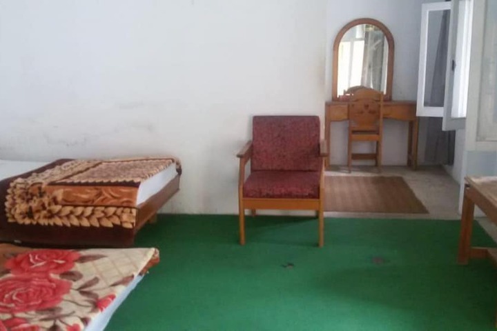 Room 18 of 20