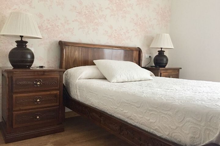 Room 4 of 50
