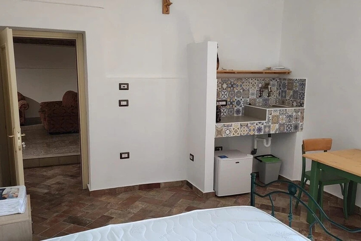 Room 2 of 9