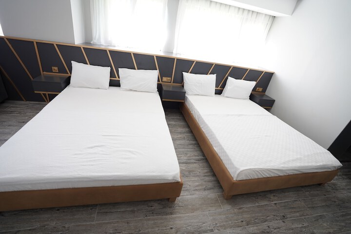 Room 14 of 31