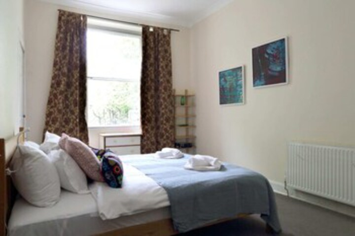 Room 31 of 40