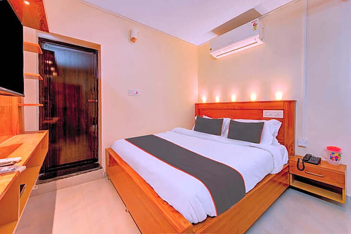 Velu Residency