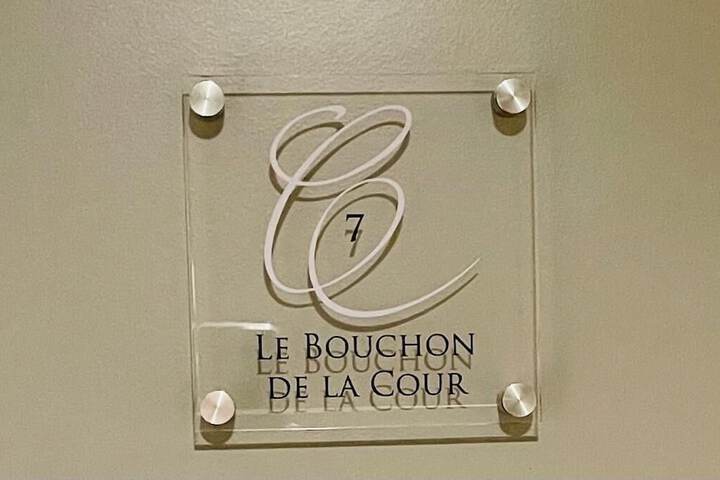 Room 15 of 37