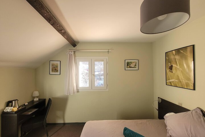 Room 21 of 62