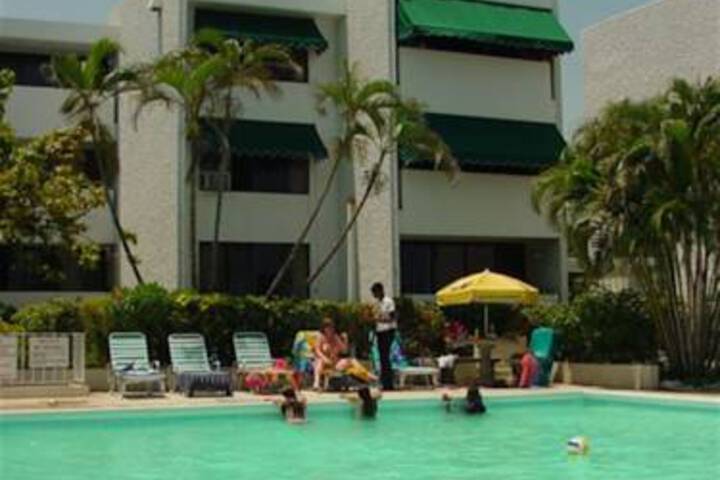 Pool 5 of 6
