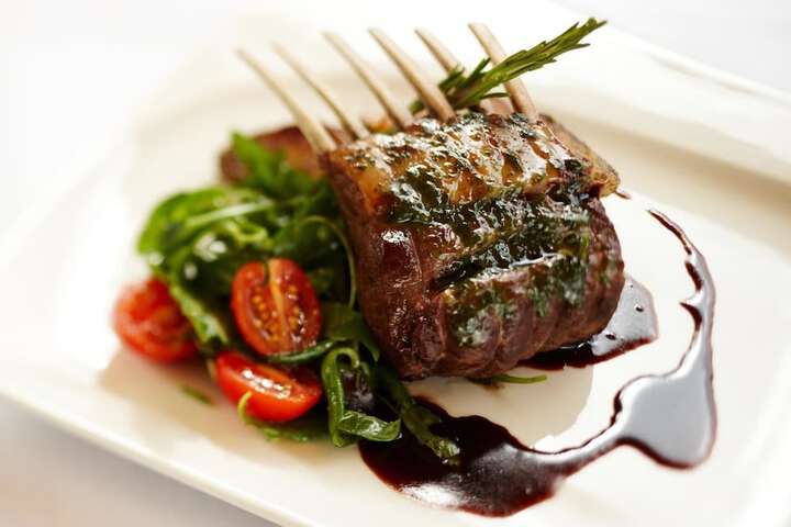 Dining 85 of 123