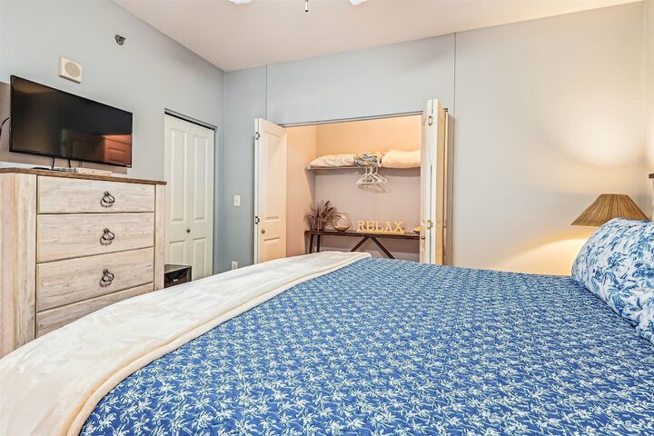 Room 4 of 47