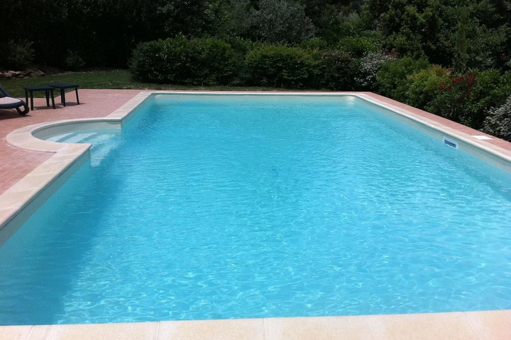 Pool 7 of 11
