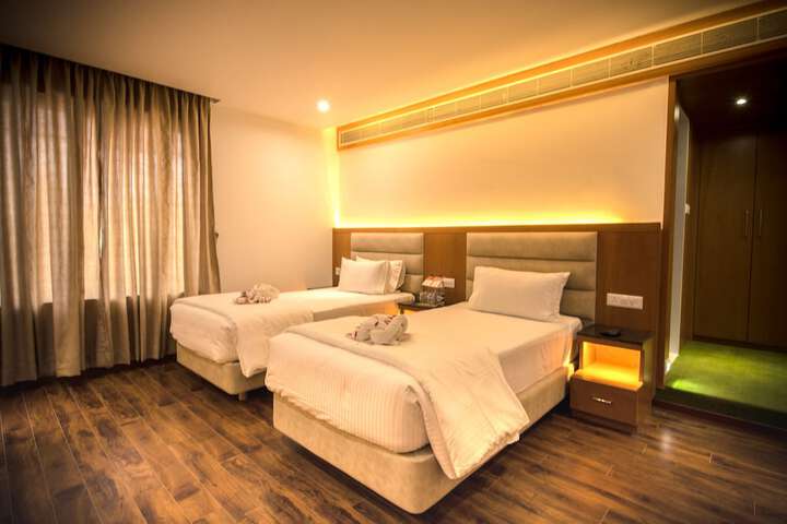 Room 7 of 35