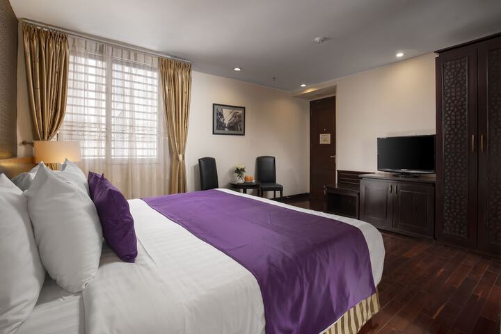 Room 4 of 41