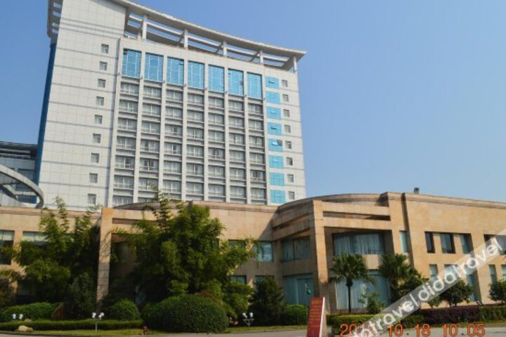 Riverside International Hotel