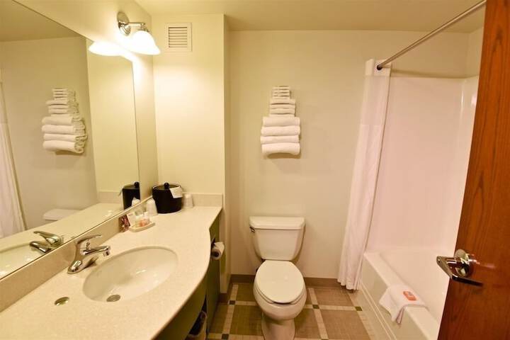 Room 20 of 38