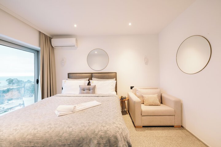 Room 21 of 257