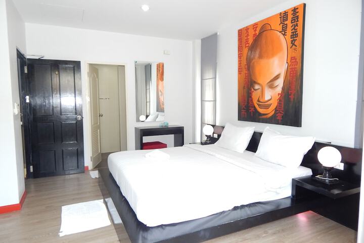 Room 25 of 71
